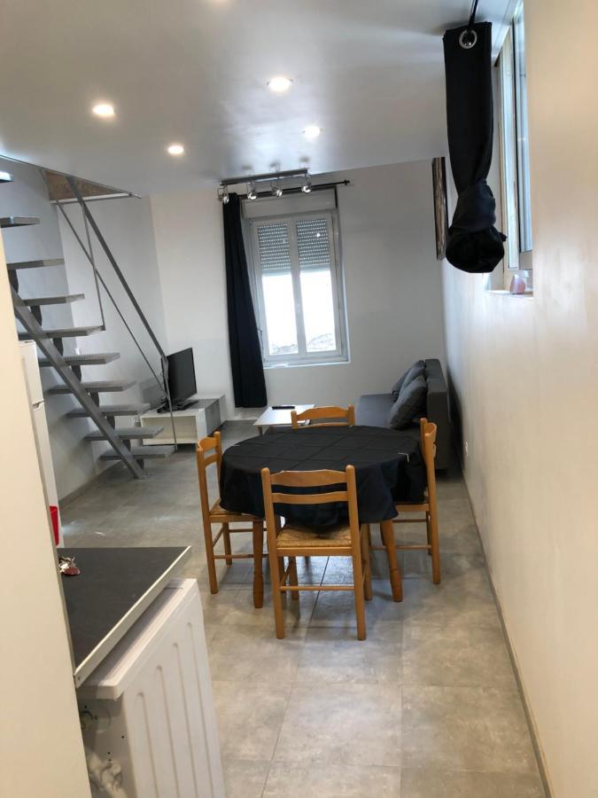 Appartement En Centre Ville Hyères Exteriör bild