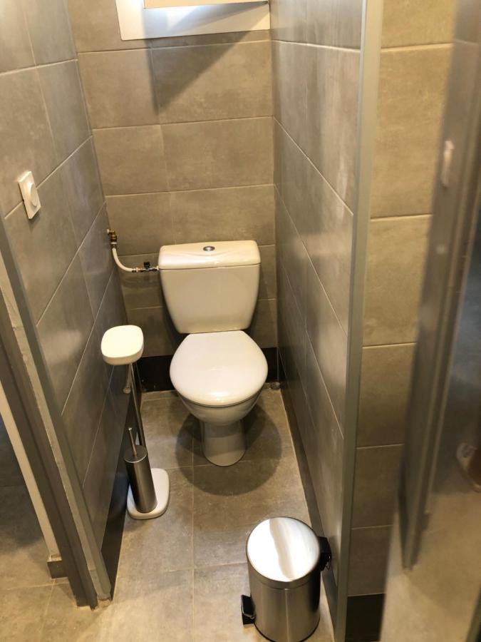 Appartement En Centre Ville Hyères Exteriör bild